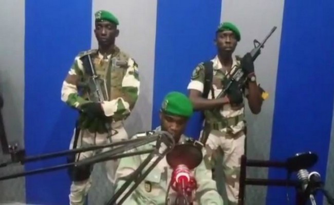Tchad: putsch manqué au Gabon, cacophonie totale chez l’ancien putschiste Idriss Déby
